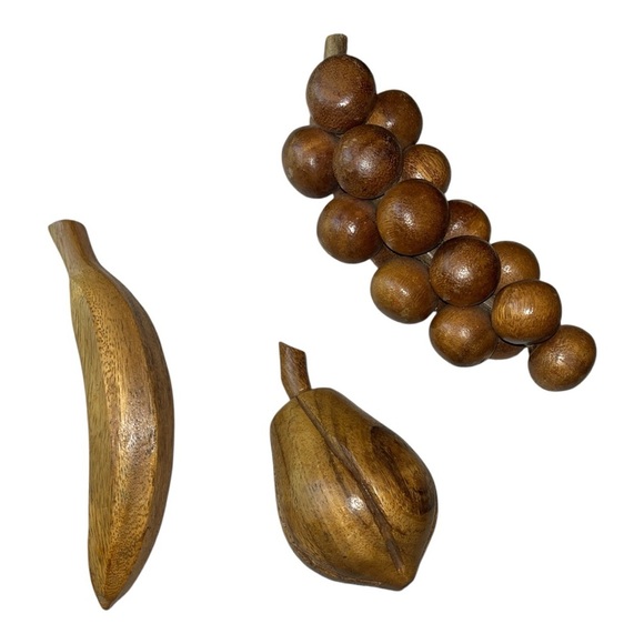 Vintage Mid-century Modern Wooden Fruit Set in Brown - Picture 3 of 5
